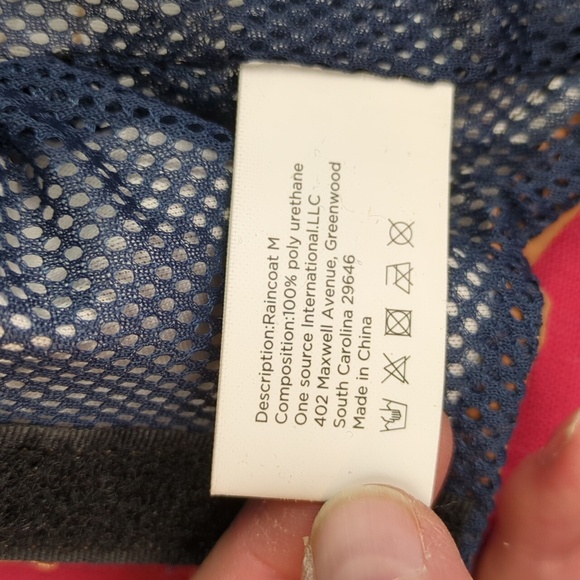 Doggie Raincoat! Max & Marlow Size M - Picture 8 of 14